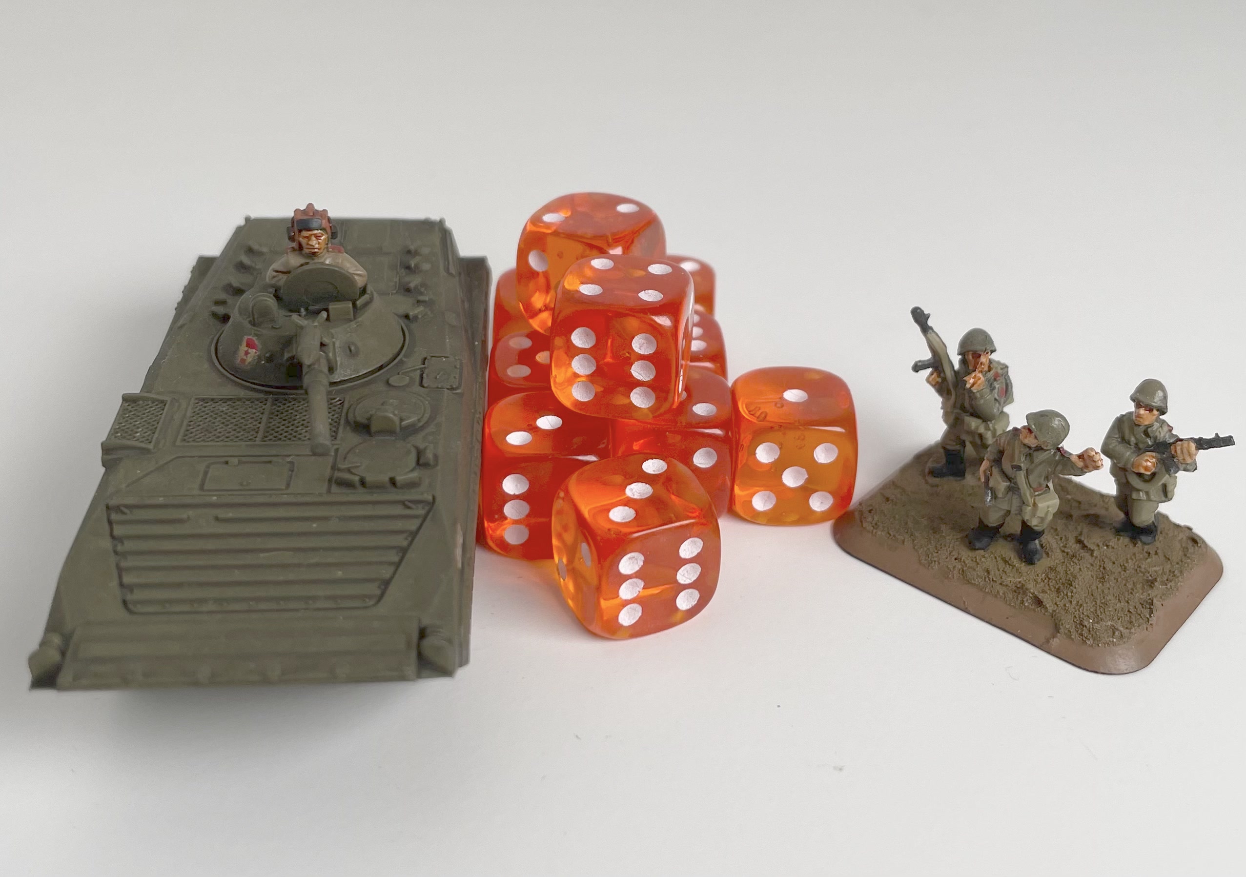 10 x D6 Spot Dice 12mm Translucent Red/White Spot - d6spot12tlredws — image 1