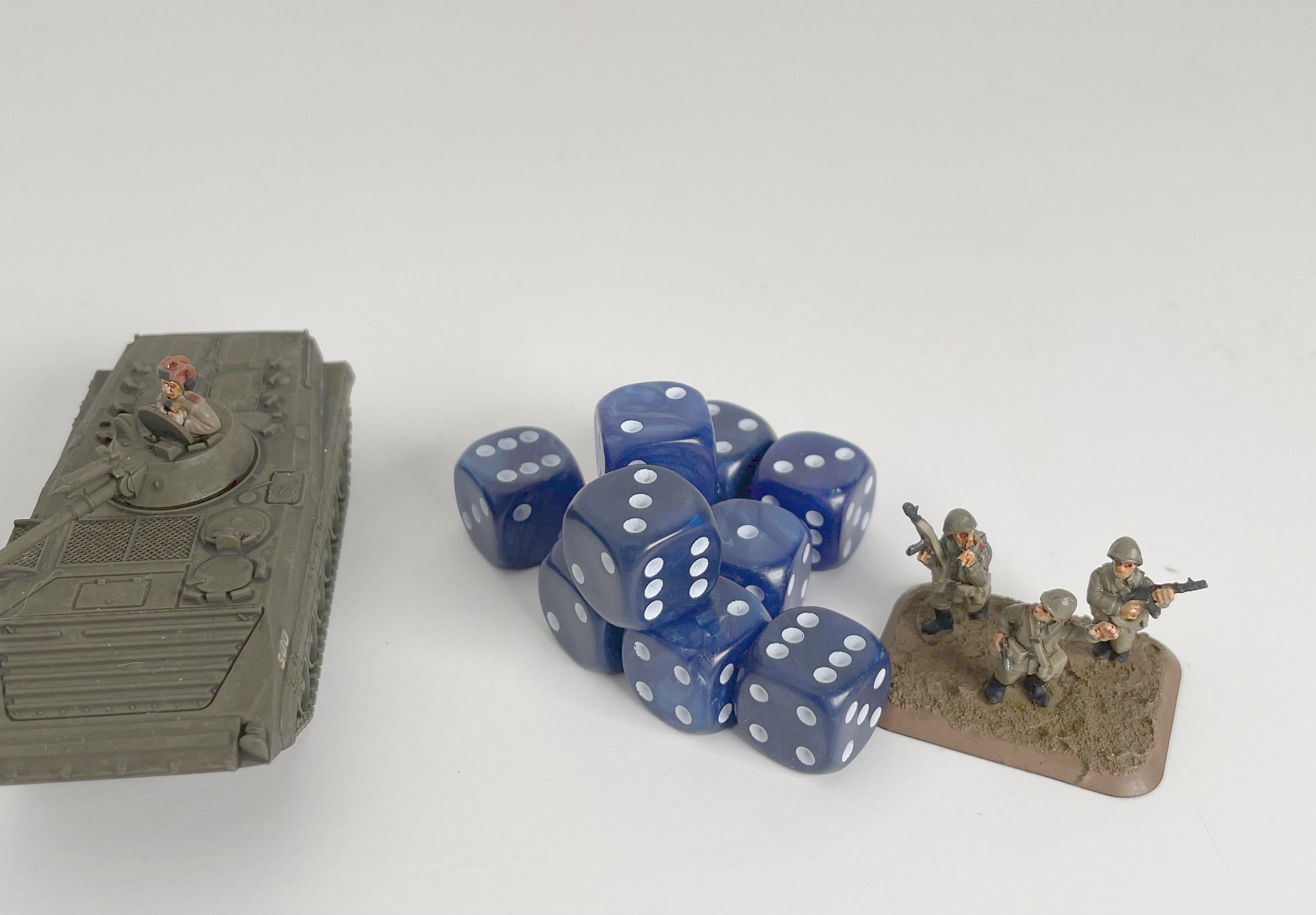 10 x D6 Spot Dice 12mm Vortex Blue/White Spot - d6spot12vxbluews — image 1