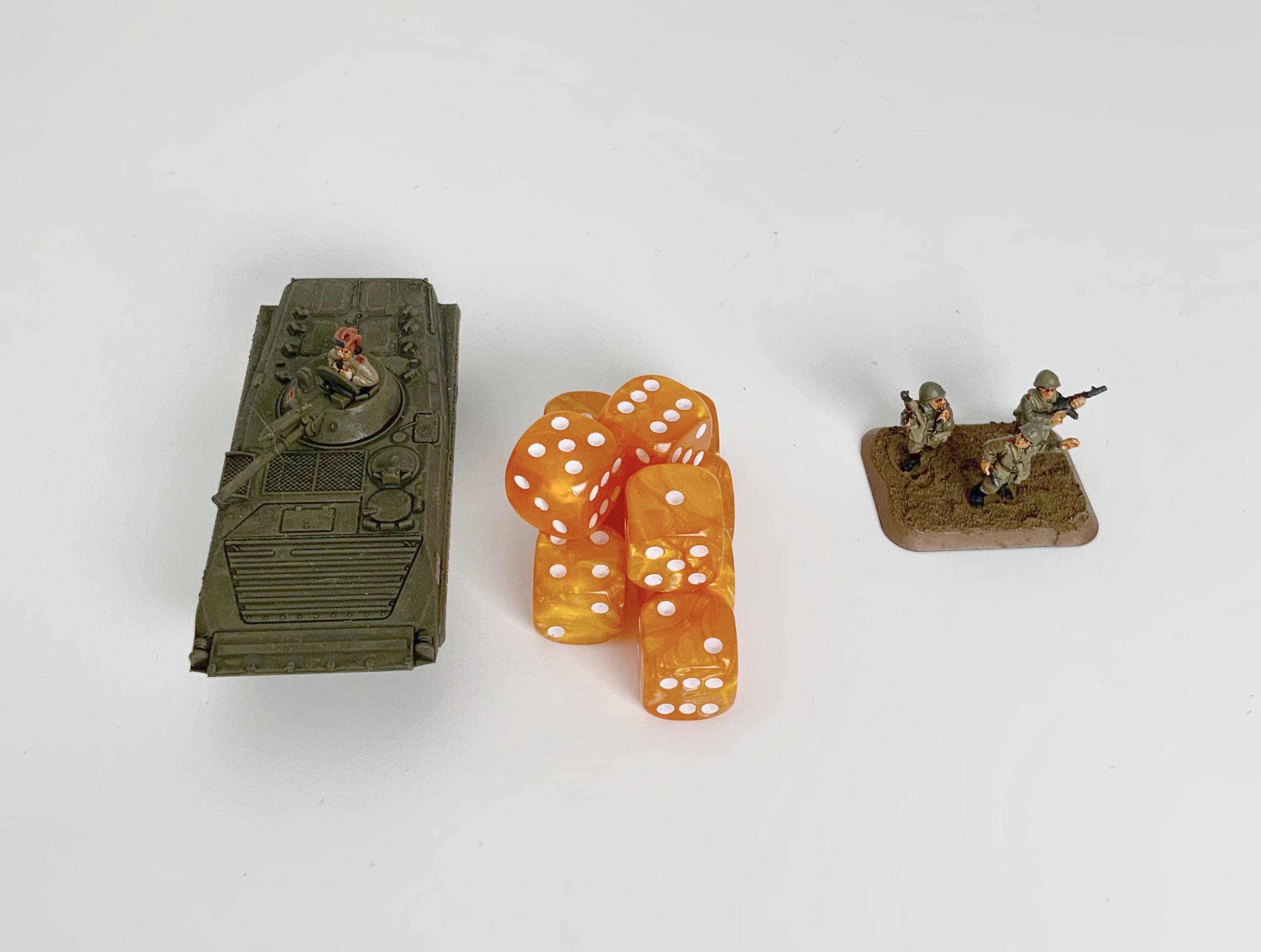 10 x D6 Spot Dice 12mm Vortex Orange/White Spot - d6spot12vxorangews — image 1