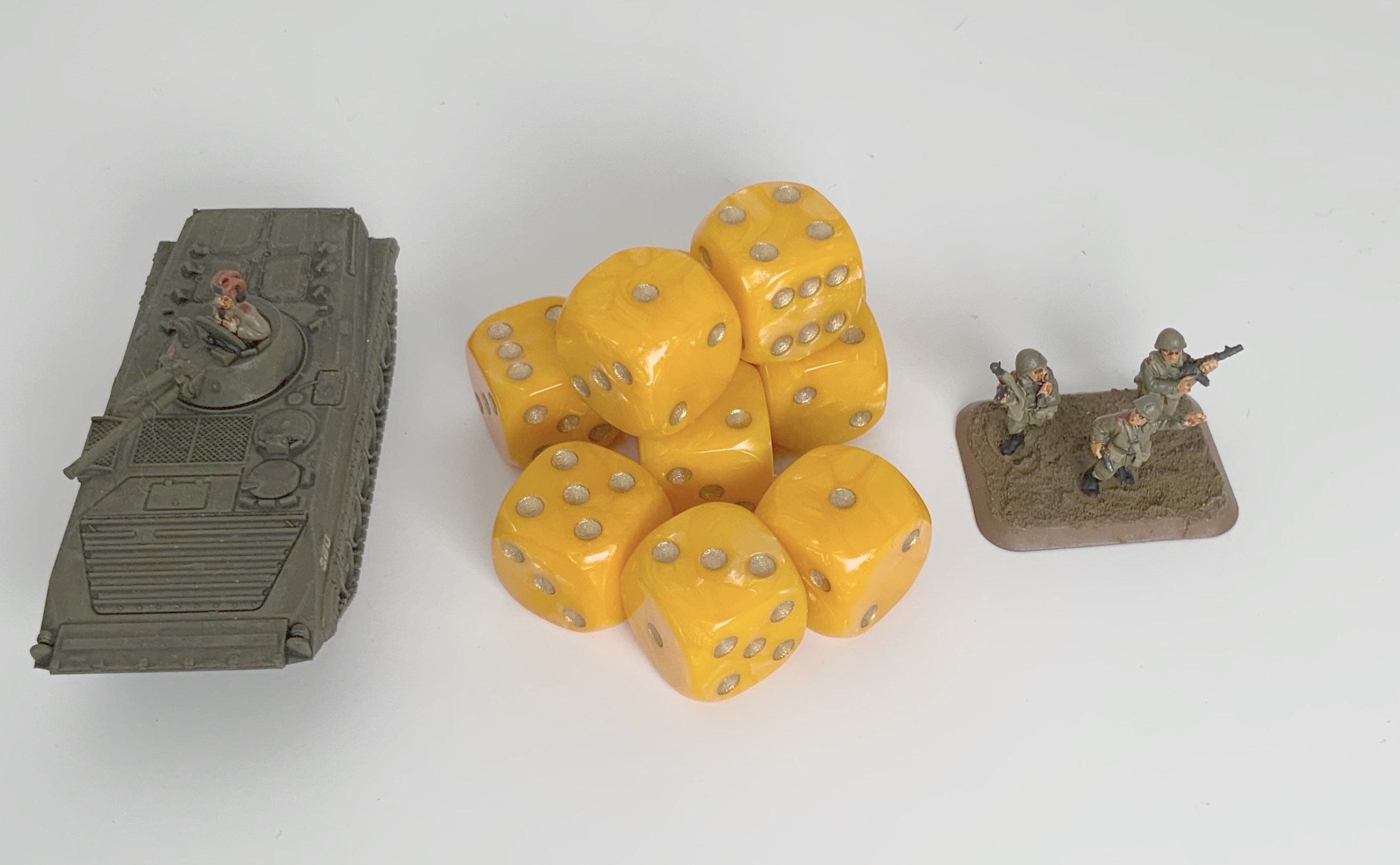 10 x D6 Spot Dice 15mm Vortex Orange/Gold Spot - d6spot15vxorangegs — image 1